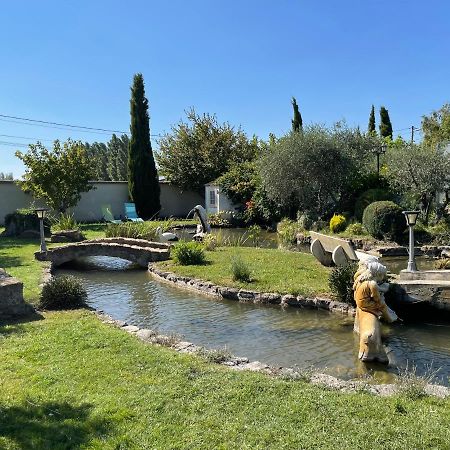 Studio Les Petits Lutins Entraigues-sur-la-Sorgue Exteriér fotografie